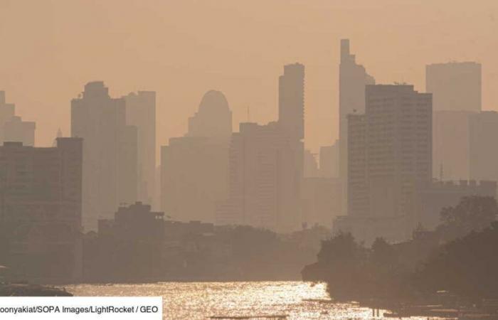 Per ridurre l’inquinamento, Bangkok lascia cadere la pioggia