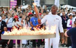 Fiaccolata: Drogba accende il calderone olimpico davanti al Vélodrome