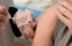 quali sono i rischi se sei stato vaccinato con AstraZeneca?