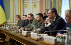 Volodymyr Zelenskyj assicura che l’esercito ucraino sta effettuando “contrattacchi” nella regione di Kharkiv