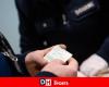 Il calvario di un agente di polizia di Bruxelles trattenuto per 30 ore all’aeroporto di Abu Dhabi a causa… di una caramella Ricola: “Pensavano fosse cocaina!”