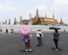Caldo estremo: gli abitanti di Bangkok sono invitati a restare a casa