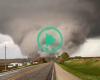 Immagini di tornado che causano danni impressionanti in diverse città degli Stati Uniti