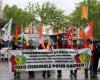 “Basta sangue, basta lacrime!” : ad Aix-en-Provence, una sfilata del 1° maggio contro la guerra e l’austerità