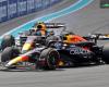Max Verstappen vola via, Sergio Pérez manca… Rivivi l’inizio del GP di Miami