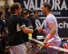 Zizou Bergs rientra ai box contro van Nadal