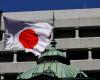 I membri del comitato governativo invitano la BOJ a vigilare sull’impatto dello yen debole sulla domanda