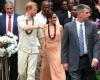 in foto, Meghan Markle e il principe Harry, felici come re in Nigeria