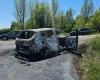 Aveyron: l’auto prende fuoco mentre la famiglia è in viaggio, il veicolo distrutto, i genitori lanciano una raccolta fondi online