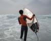 In Senegal, lezioni di surf gratuite per recuperare gli studenti abbandonati