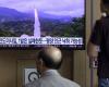 Tensioni in Asia: la Corea del Nord lancia due missili balistici, uno dei quali “vola in modo anomalo”, esplode in volo e ricade sulla Corea del Nord