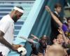 Quale
      uscita
      dalla
      pista
      per
      LeBron
      James?
      •
      Basket
      USA