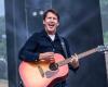 James Blunt fa una scommessa pazzesca con i suoi fan