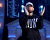 Sempre nel campo della musica, Eminem annuncia che diventerà nonno