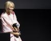 ZFF: Pamela Anderson appare in un nuovo personaggio