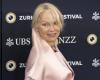 Pamela Anderson solleva il velo sulla sua depressione “da circa vent’anni”