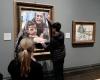 National Gallery di Londra: attivisti anti-israeliani coprono un dipinto di Picasso