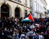 La polizia interviene davanti a Sciences Po Parigi per allontanare i manifestanti filo-palestinesi