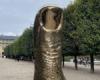 Art Basel Paris 2024: le sorprendenti sculture del Palais-Royal in immagini