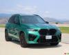 BMW X5M Competition 2024, prova su strada: tosta