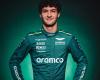 F1. Jak Crawford alla guida dell’Aston Martin durante i test post-stagione