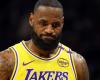 La stella del basket LeBron James chiede di votare per Kamala Harris