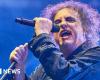 Robert Smith dei Cure parla del dolore, della morte e del nuovo album Songs Of A Lost World