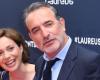 “È complicato”: Jean Dujardin, padre di quattro figli protetti dalla famiglia, la sua tutela