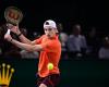 Ugo Humbert domina Jordan Thompson e raggiunge le semifinali del Rolex Paris Masters