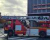 cinque auto bruciate in un parcheggio sotterraneo nel quartiere di Chartrons, evacuate 54 persone