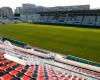 Questo appartamento con vista sul prato dello Stade Mayol è in vendita