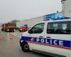 A Calais scoppia un incendio nella riserva Aldi, rue Mollien