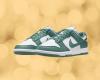 Diventa retrò con queste sneakers Nike Dunk Low a un prezzo stracciato