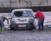 Nuova alluvione in Spagna: violente alluvioni hanno colpito Cadaquès, decine di auto travolte dalle acque