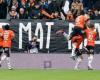 Il Lorient domina il Guingamp e torna al Paris FC, aggrappandosi a Pau