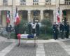 Gli studenti del Peiresc College di Tolone commemorano l'armistizio della prima guerra mondiale