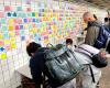 Nella metropolitana di New York, il ritorno della “terapia Post-it”