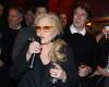 Sylvie Vartan: a 80 anni, la sua sorprendente apparizione sul palco, nemmeno sua nipote riesce a crederci