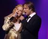 Sylvie Vartan e David Hallyday riuniti sul palco, quest'ultimo non dimentica i suoi tre figli Ilona, ​​Emma e Cameron