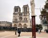 Notre-Dame de Paris: ritrovata intatta dopo l’incendio, la statua della Vergine col Bambino tornerà nella cattedrale dopo una fiaccolata