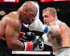 Jake Paul sconfigge Mike Tyson con decisione unanime in un incontro di boxe