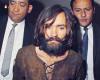 Il serial killer Charles Manson rivela nella serie di aver commesso omicidi che non gli sono mai stati attribuiti