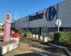 Carrefour devastato dalle alluvioni a Givors annuncia la riapertura