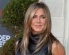 A 55 anni, Jennifer Aniston rivela la sua vita privata: “Dormire con le persone…”