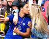 I due calciatori Sam Kerr e Kristie Mewis annunciano di aspettare un bambino insieme