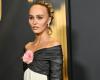 20 anni dopo, Lily-Rose Depp indossa sul red carpet lo stesso abito di sua madre Vanessa Paradis