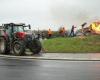 “Bloccare il Paese in modo permanente non è accettabile”, reagisce il ministro dell’Agricoltura