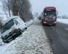 “Ogni cinque minuti, un'auto in un fosso”: automobilisti sorpresi dalla neve nell'ovest della Francia