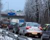 Neve nell'Ile-de-France: più di 300 km di ingorghi, nessun trasporto scolastico a Yvelines venerdì