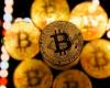 Bitcoin raggiunge un nuovo record, corre verso i 100.000 dollari mentre il rally continua